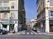 La rue Alberti à son départ de l'avenue Félix-Faure, direction nord.