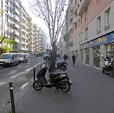 Rue Friant vue depuis l'avenue Jean-Moulin.