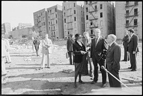 President Jimmy Carter in the South Bronx, 1977. Secretary of H.U.D. Patricia Harris, Jimmy Carter and New York Mayor Abraham Beame tour the South Bronx. - NARA - 176392.jpg