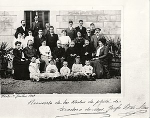 Mas with family, 1909