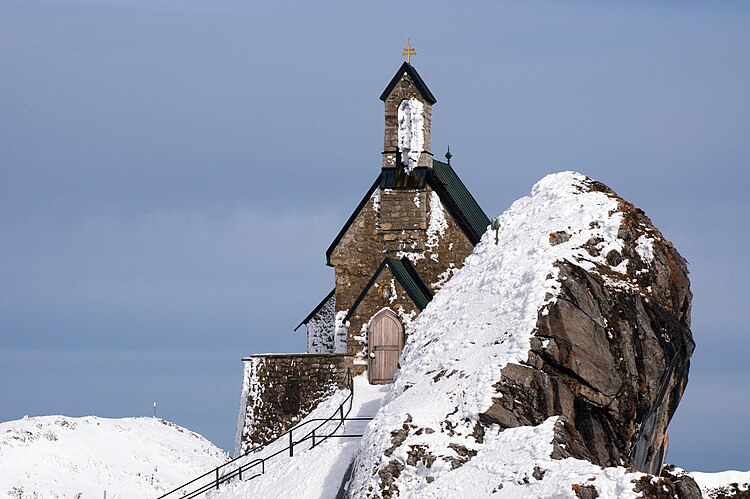 Часовня на вершине Вендельштайна (Бавария, Германия)