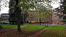 School of Business and Economics, Tongersestraat, garden view 20171017 Maastricht, Canisianum tuinzijde 2.jpg