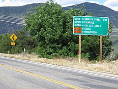 Angeles Crest Highway signage