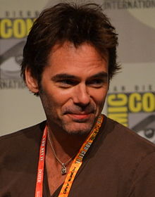 Billy Burke Wife