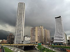 La torre en el skyline de Bogotá