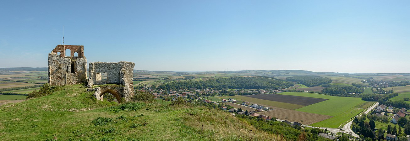 Burgruine in Staatz von Benutzer:Hamster28