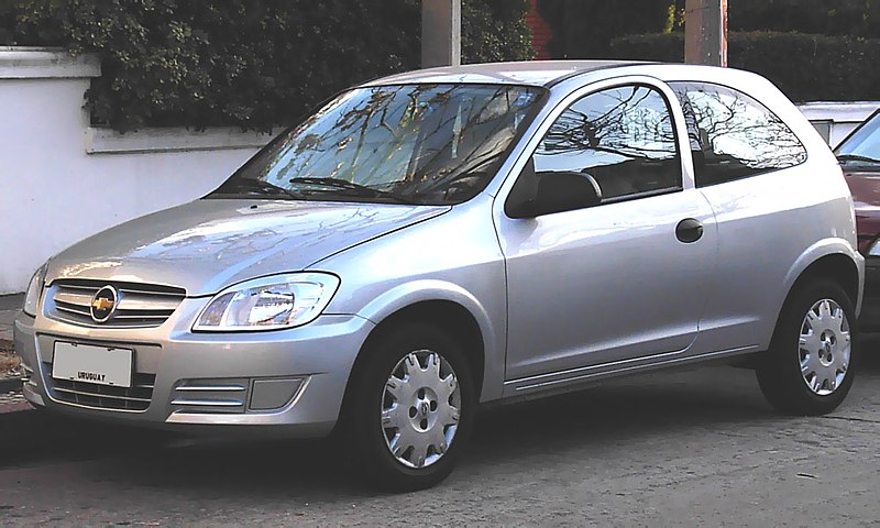 File:Chevrolet Celta 3dr post-2006 - Front.jpg