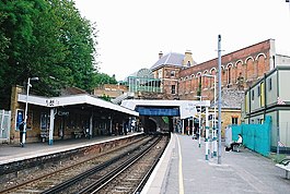 Crystal Palace Low Level station (6440811671).jpg