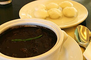 English: Pork Dinuguan with Puto at Cafe Laguna.