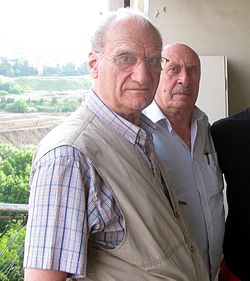 Doktor David Musxelişvili şəkildə solda - 2010-cu il, Tbilisi.