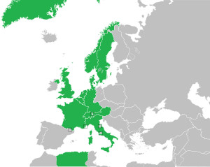 Um mapa colorido dos países da Europa