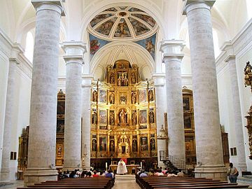 Retablos de la catedral de Getafe. El mayor, de traza de Alonso Carbonel (1612-1618); en los menores intervino Alonso Cano.