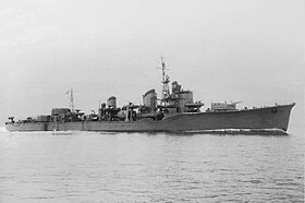 1944年5月15日、浦賀沖の清霜#日本海軍全艦艇史下巻p.630、写真No.1806の解説#写真日本の軍艦第11巻p.131。