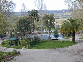 Jardim público na freguesia de Mora