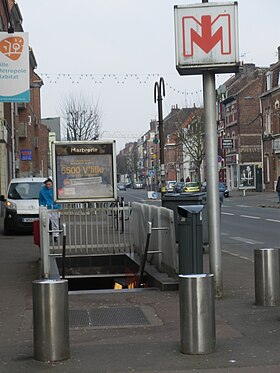 Vue de l'entrée de la station.