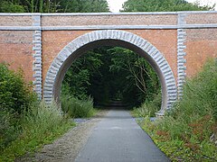 Pont à hauteur de Vellereille-les-Brayeux