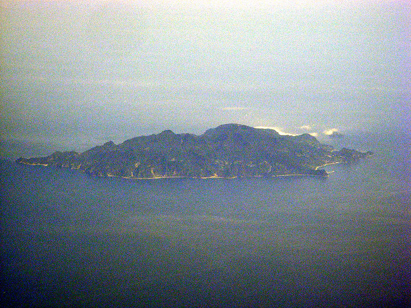 파일:UlleungDo from Airplane.jpg