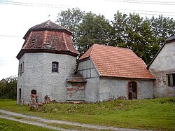 Valdgales muižas siera tornis