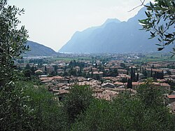 Veduta di Arco 015.jpg