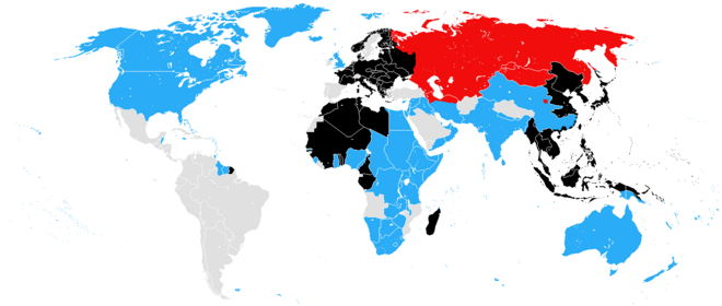 World War II at the height of Axis expansion (black) fighting against the Allies (blue) and Comintern (red). It is important to note that the Empire of Japan was not at war with the Soviet Union despite being part of the Tripartite Pact. Ww2 allied axis 1942 jun.png