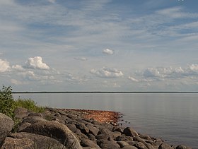 Кубенское озеро летом 2013 года. Вид с Каменного острова.