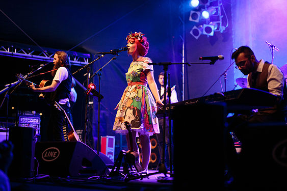 Gabby Young & Other Animals