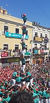 3 de 9 amb folre i agulla descarregat pels Castellers de Vilafranca a la Diada de Sant Fèlix 2019