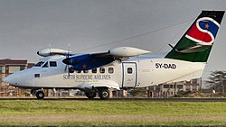 Eine Let L-410 (5Y-DAD) der South Supreme Airlines