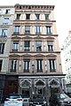 Façade donnant sur la place du 2, rue des Bouquetiers, de l'architecte Joanny Farfouillon.