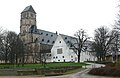 Ehemaliges Benediktinerkloster, später Schloss, heute Schloßbergmuseum mit Ost- und Südflügel des ehemaligem Klausurgebäudes und Resten des Kreuzganges sowie Schloßkirche mit Ausstattung (ehemalige Klosterkirche St. Maria), dazu umgebender Schlossgarten, Luthereiche mit Gedenkstein, Denkmal für die Gefallenen des dt.-frz. Krieges und Pavillon, Reste der Einfriedungsmauer mit Torbogen sowie der zum Schlossteich weisenden Stützmauern (Einzeldenkmale der Sachgesamtheit 09302803)