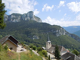 Corbel au pied de Roche Veyrand