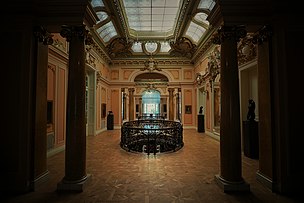 Craiova - Art Museum - Interior (28161212284).jpg
