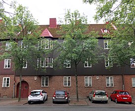 Falkgatan 15 i Bagaregården. Huset byggdes 1915.