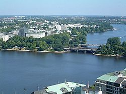 Lombardbrug met Binne- en Buite-Alster