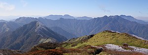 笹ヶ峰から望む四国山地西部の山々