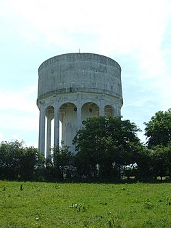 Mursley Water Tower - geograph.org.uk - 821395.jpg