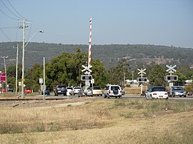 Toodyay road railway crossing MS.jpg