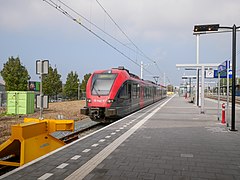 Geldermalsen, Zug der Baureihe Stadler GTW am Bahnhof Geldermalsen