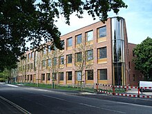 The George Thomas Student Services Building on Highfield Campus where the university management is located. George Thomas Student Services Building, University of Southampton.jpg