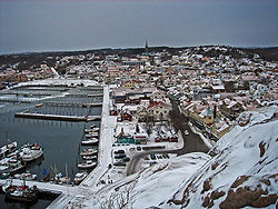 February 2007 view of Grebbestad from Stöberget