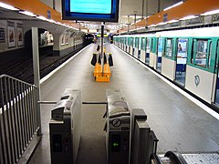 Plataformas em Porte de Versailles