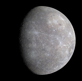 Меркурий (снимок «Мессенджера»). У правого края в южном полушарии виден кратер Толстой