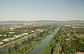 Links der Neckarkanal, rechts der Neckar