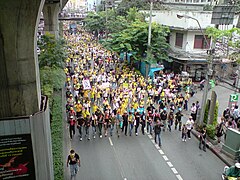 Protestmarch på Sukhumvit Road i Bangkok, 30. august.