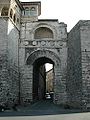 L'arc étrusque et sa porte en appareillé.