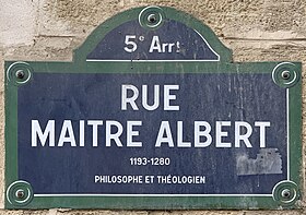 Voir la plaque.