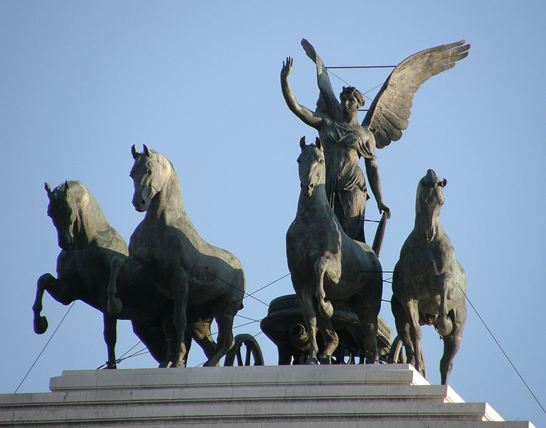 File:Roma Vittoriano - Quadriga dell'Unità.jpg