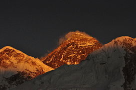 सगरमाथाको बिहानी दृश्य