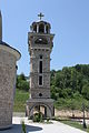 Поглед на камбанаријата на црквата