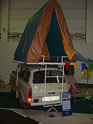 Zur Campingausrüstung des Trabant 601 zählte neben Klappfix und QEK Junior das hier gezeigte Dachzelt